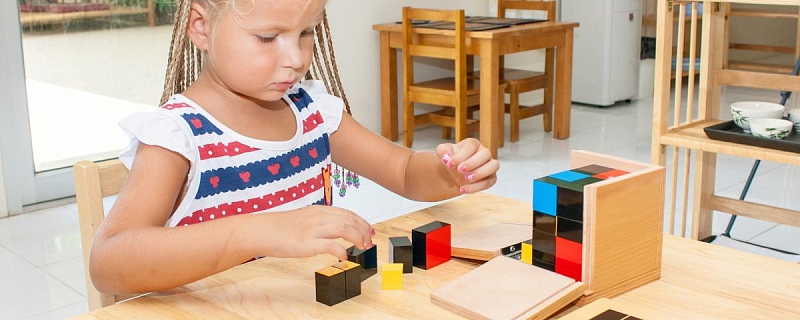 Методика Монтессори: суть и что это такое?